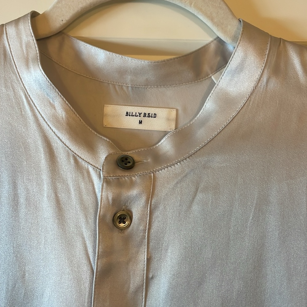 BILLY REID: 100% Silk Blouse size Medium - Picture 2 of 4